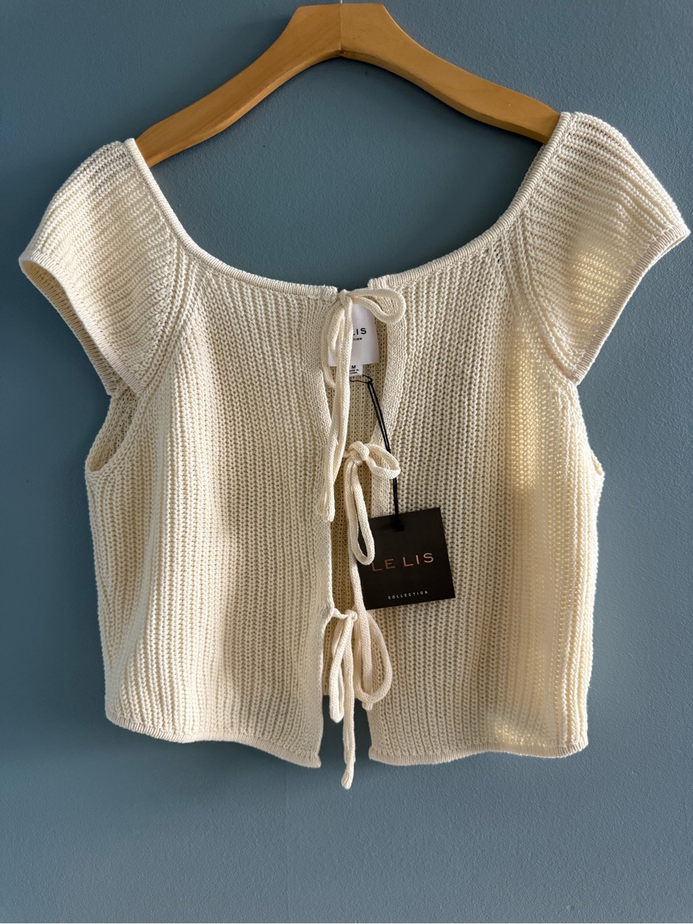 Le Lis Shellie Cream Tie Cardi Top